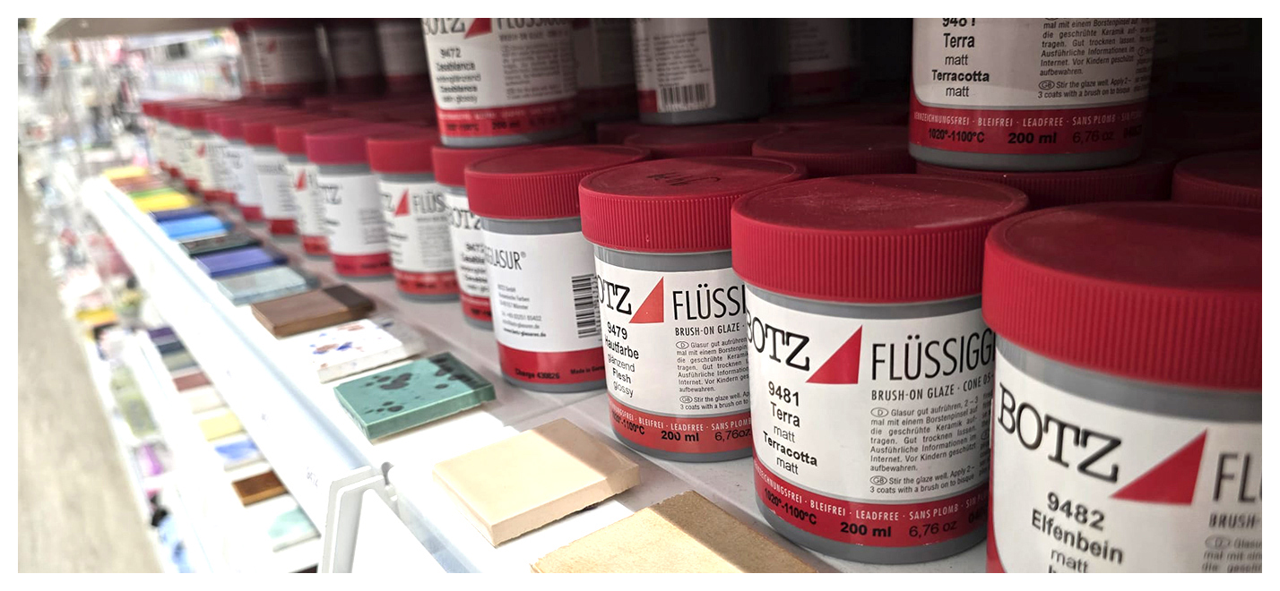 Filiale Altmarkt-Galerie Dresden - Glasuren und Tonzubehör